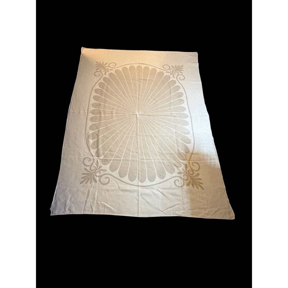 Vtg Vera Neumann Cotton Tablecloth w Beige & Creamy White Shell Motif 76”x58”